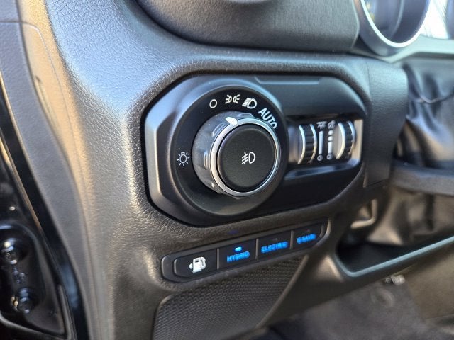 2022 Jeep Wrangler 4xe Unlimited Sahara 4x4