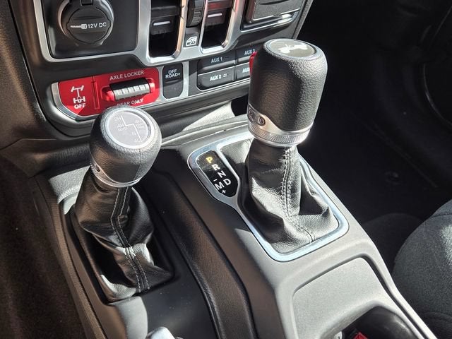2025 Jeep Wrangler 4xe Willys