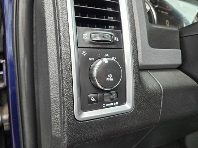 2017 RAM 1500 Big Horn Quad Cab 4x4 6'4" Box
