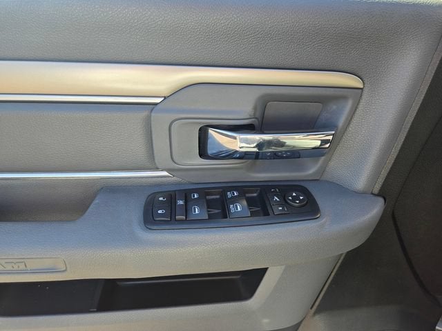 2017 RAM 1500 Big Horn Quad Cab 4x4 6'4" Box