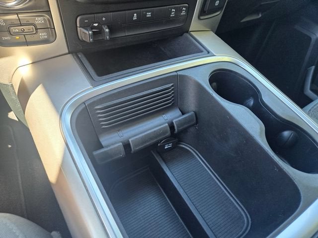 2017 RAM 1500 Big Horn Quad Cab 4x4 6'4" Box