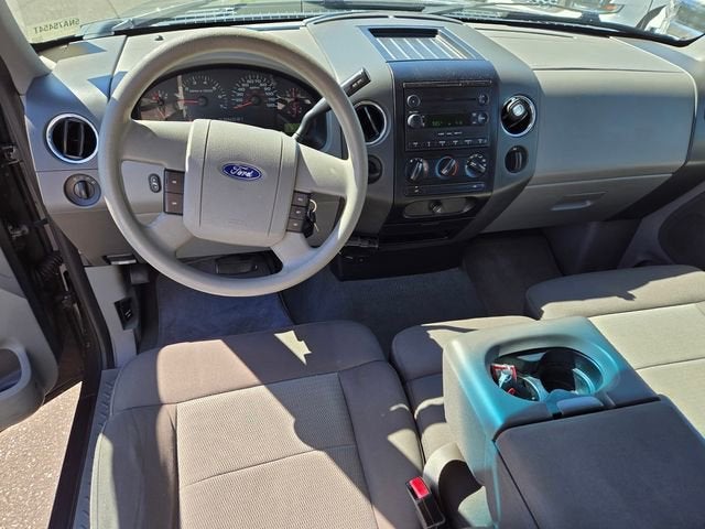 2005 Ford F-150 STX
