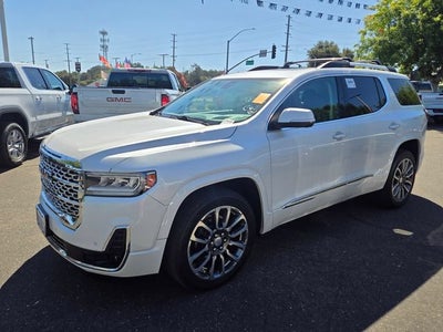 2020 GMC Acadia Denali