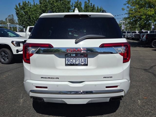 2023 GMC Acadia Denali