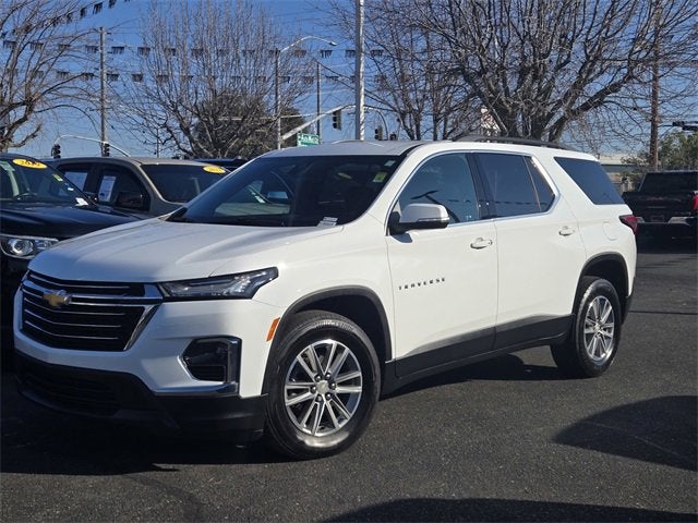 2023 Chevrolet Traverse LT Cloth