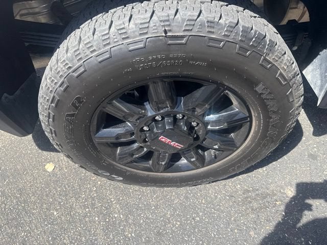 2025 GMC Sierra 2500 HD AT4