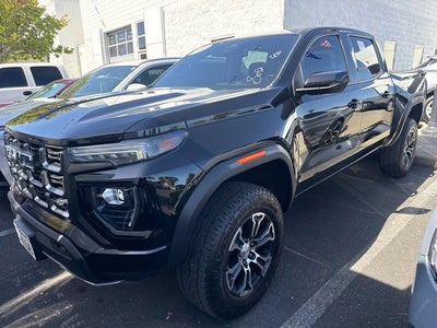 2023 GMC Canyon 4WD AT4