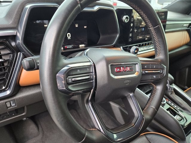 2023 GMC Canyon 4WD AT4
