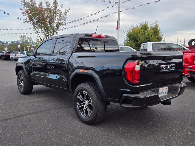 2023 GMC Canyon 4WD AT4