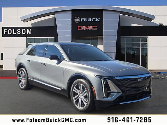 2024 Cadillac LYRIQ Luxury 1