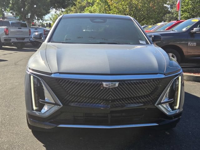 2024 Cadillac LYRIQ Luxury 1