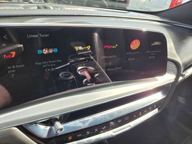 2024 Cadillac LYRIQ Luxury 1