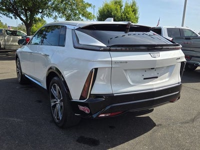 2024 Cadillac LYRIQ Luxury 1