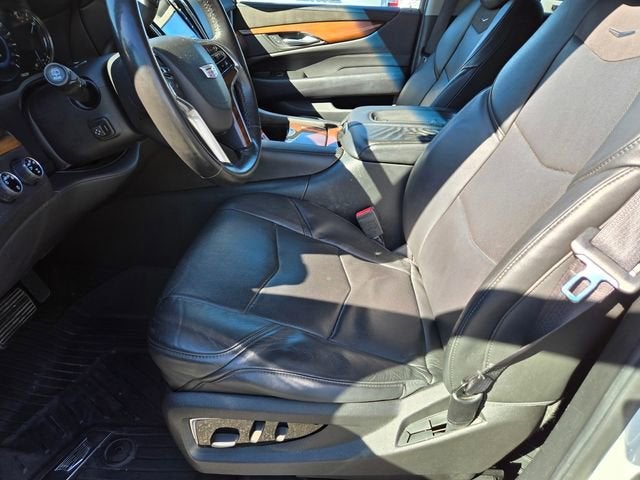 2016 Cadillac Escalade ESV Luxury Collection