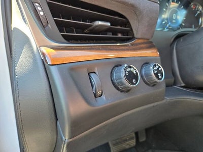 2016 Cadillac Escalade ESV Luxury Collection