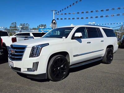 2016 Cadillac Escalade ESV Luxury Collection