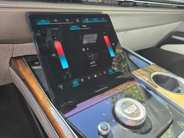 2025 Cadillac Escalade Sport Platinum