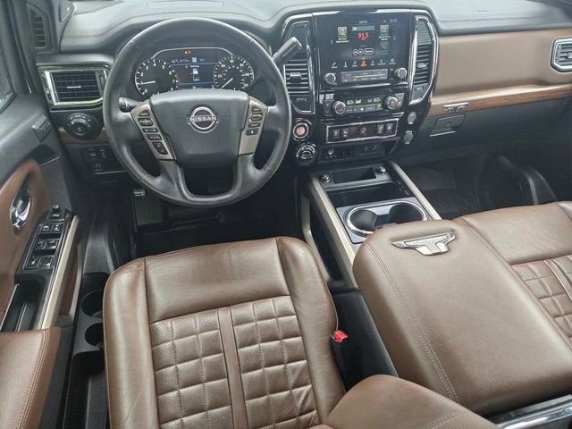 2023 Nissan TITAN Crew Cab Platinum Reserve 4x4