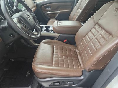 2023 Nissan TITAN Crew Cab Platinum Reserve 4x4