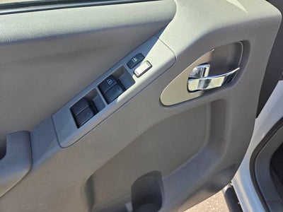2017 Nissan Frontier SV