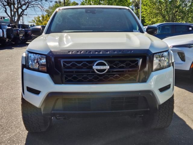 2022 Nissan Frontier S