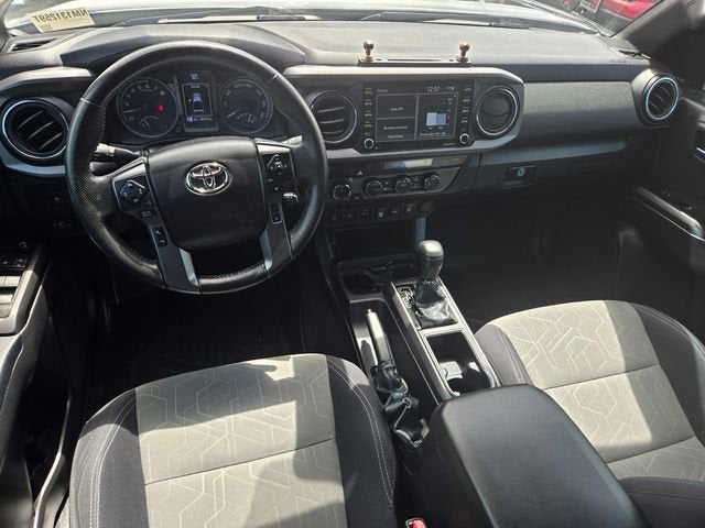 2022 Toyota Tacoma 4WD SR5