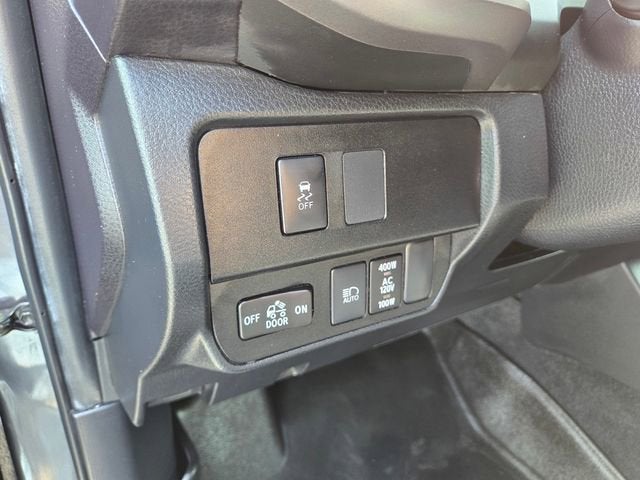 2022 Toyota Tacoma 4WD SR5