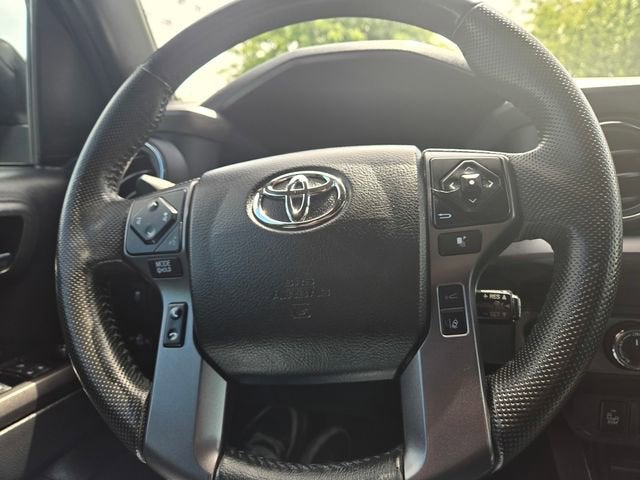 2022 Toyota Tacoma 4WD SR5