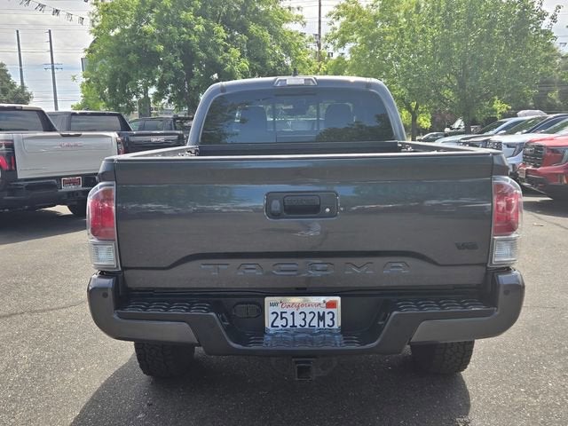 2022 Toyota Tacoma 4WD SR5