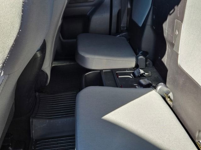 2022 Toyota Tacoma 4WD SR