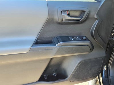 2022 Toyota Tacoma 4WD SR