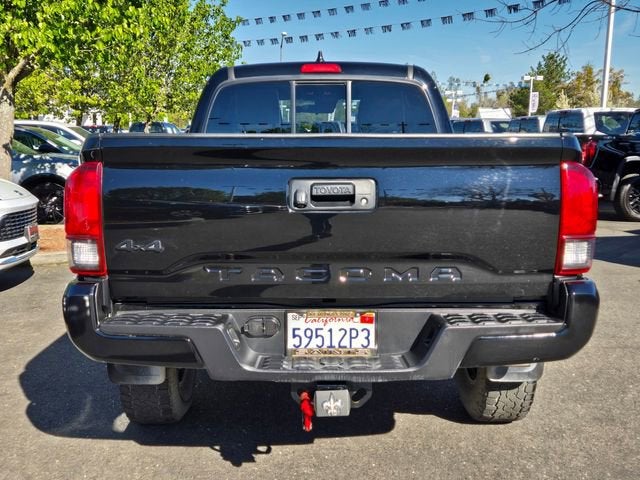 2022 Toyota Tacoma 4WD SR