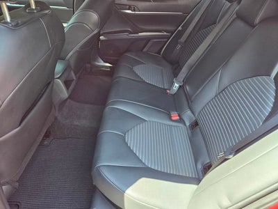 2023 Toyota Camry SE Hybrid