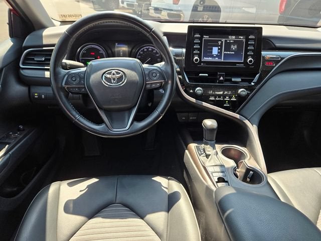 2023 Toyota Camry SE Hybrid