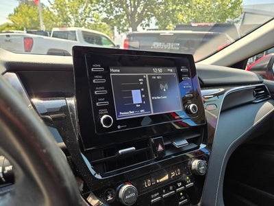 2023 Toyota Camry SE Hybrid