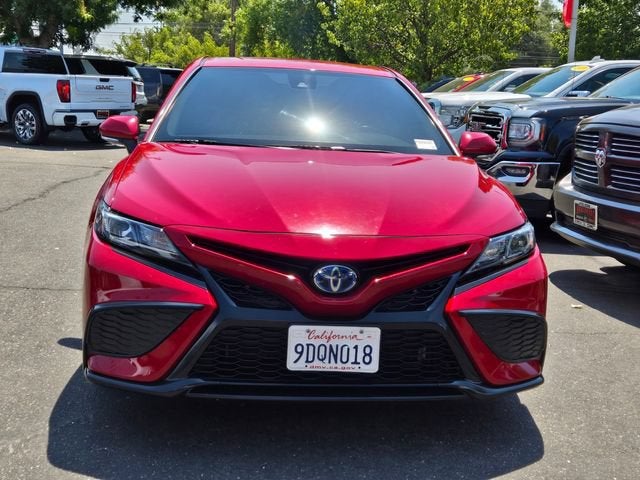 2023 Toyota Camry SE Hybrid
