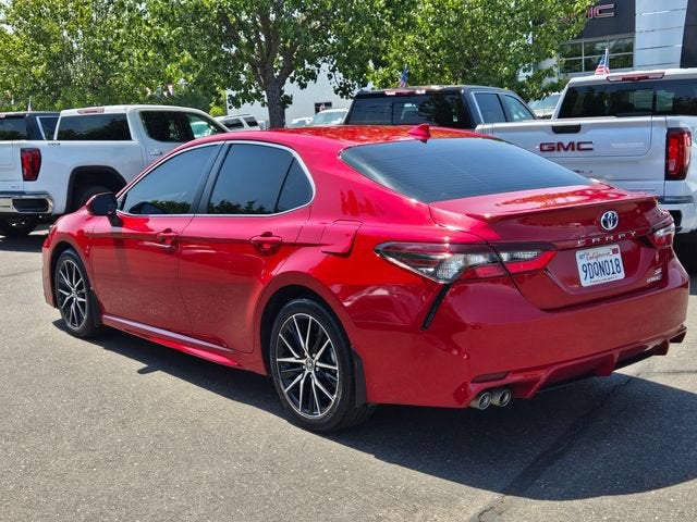 2023 Toyota Camry SE Hybrid