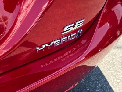 2023 Toyota Camry SE Hybrid