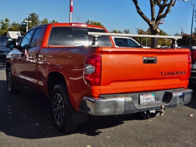 2017 Toyota Tundra SR5 5.7L V8