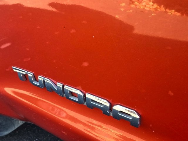 2017 Toyota Tundra SR5 5.7L V8