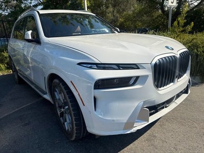 2023 BMW X7 xDrive40i