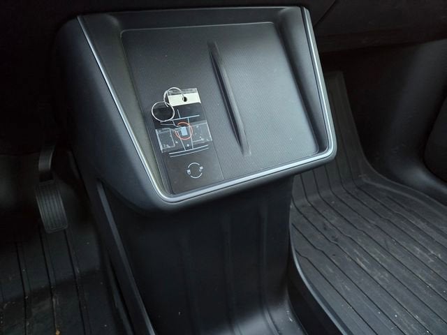 2026 Tesla Model Y Premium