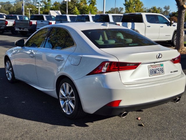 2016 Lexus IS 200t 4dr Sdn