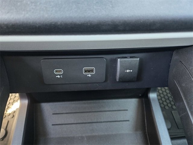 2023 Land Rover Defender S