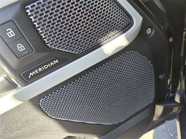 2023 Land Rover Defender S