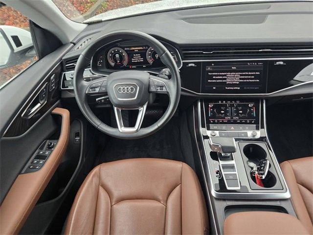 2023 Audi Q8 Premium Plus