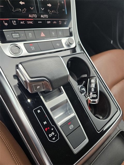 2023 Audi Q8 Premium Plus