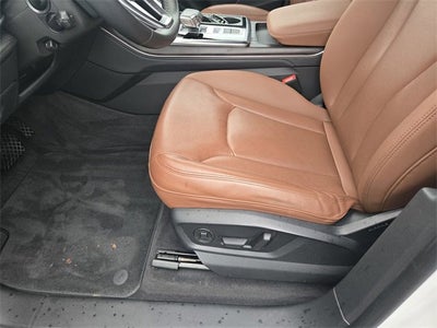 2023 Audi Q8 Premium Plus