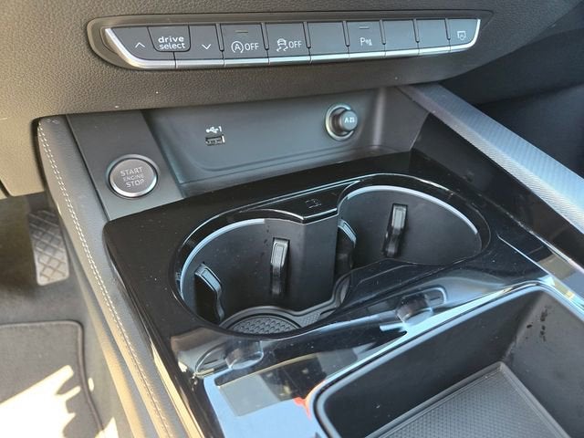 2023 Audi A4 Premium Plus 45 TFSI S line quattro S tronic