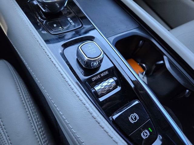 2021 Volvo XC90 Inscription Expression